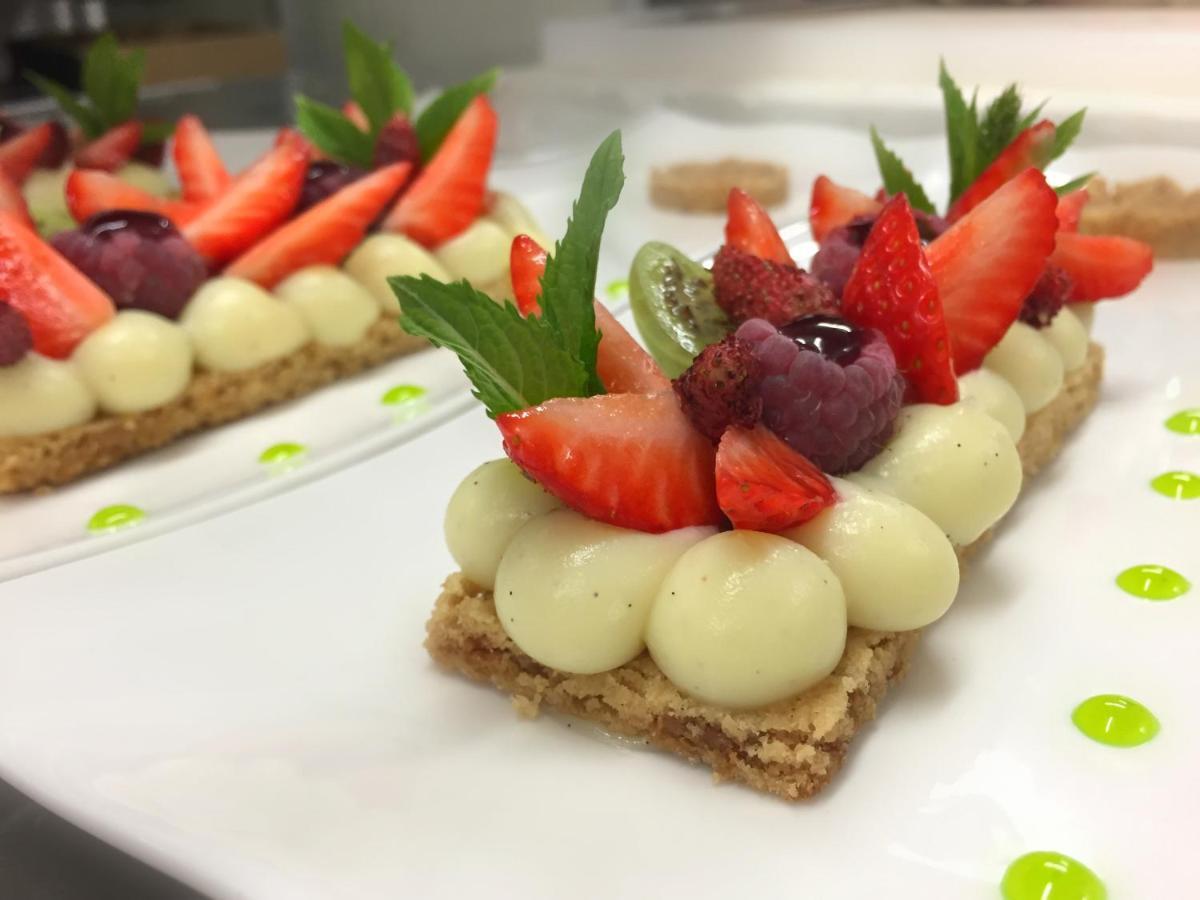 דוארננה Hotel De France - Restaurant L'Insolite מראה חיצוני תמונה